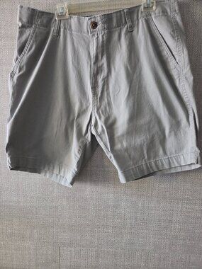 "Iron Flex" men's light gray shorts size 38.